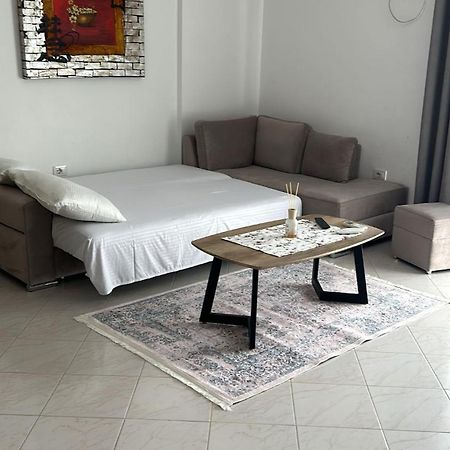 Appartamento Laura con vista Lungomare Vlorë Esterno foto